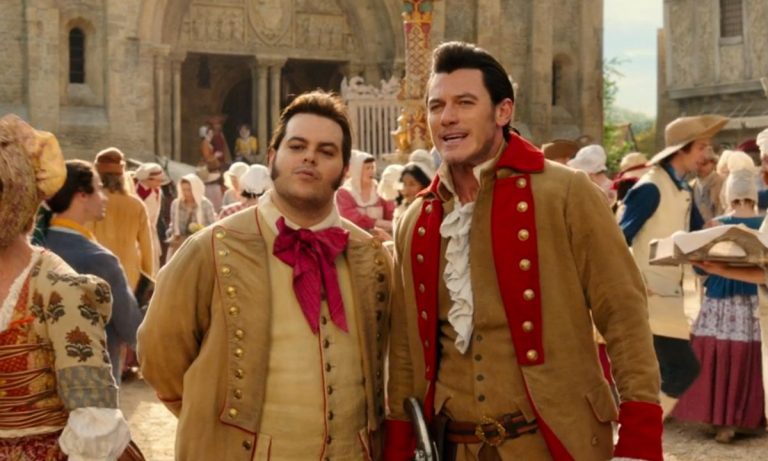 Josh Gad explica el retraso de la serie precuela de La Bella y la Bestia