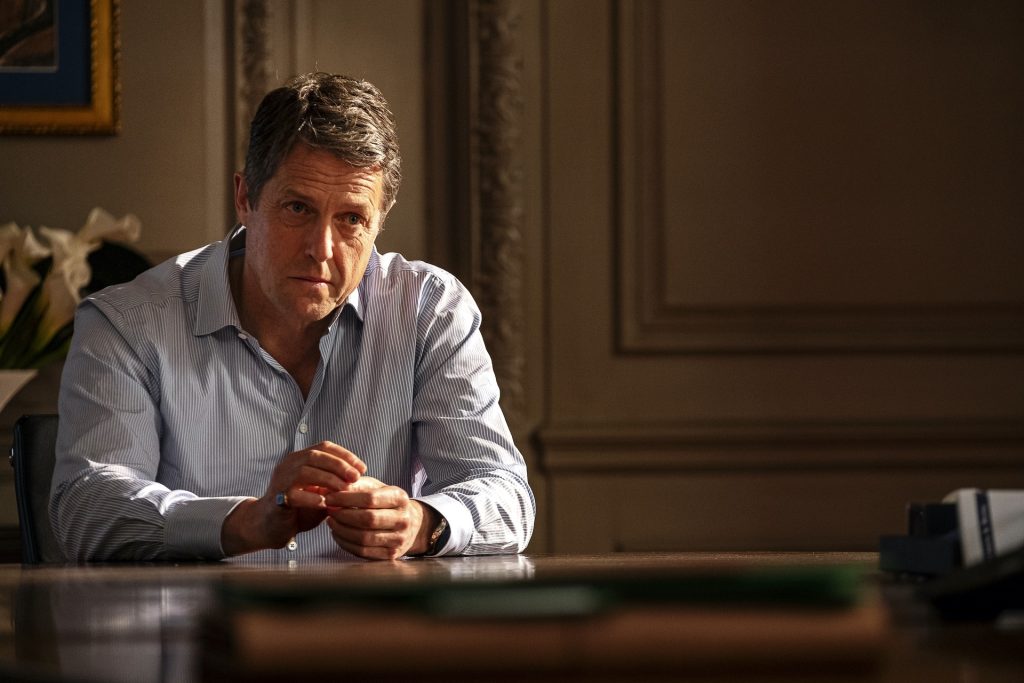 Hugh Grant se integra al elenco de la serie The Palace de HBO