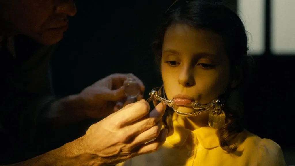 La directora Lucile Hadžihalilović nos platica de su trabajo más reciente en la película Earwig