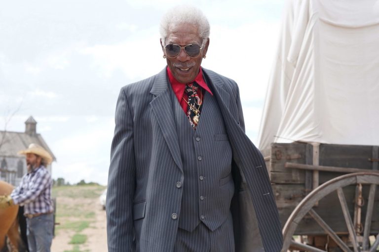 Morgan Freeman se une a la próxima serie del creador de Yellowstone