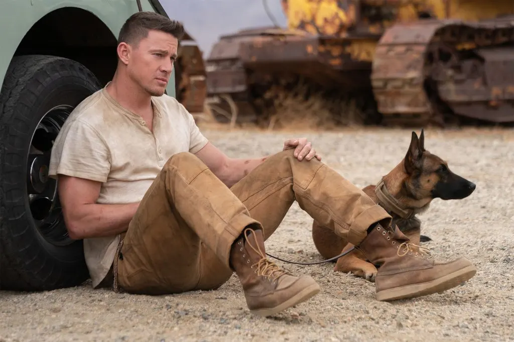 Channing Tatum confiesa que aún llama a Marvel por la película de Gambit