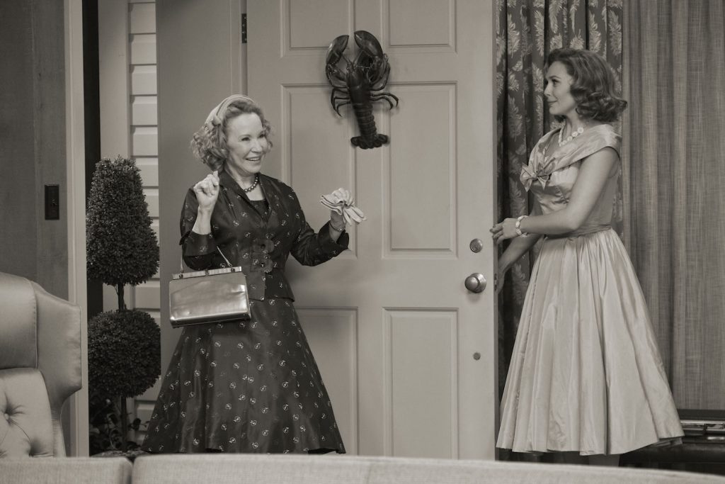 ¡Hechizada! Debra Jo Rupp se suma a Agatha: Coven of Chaos