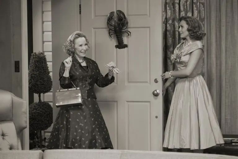 ¡Hechizada! Debra Jo Rupp se suma a Agatha: Coven of Chaos