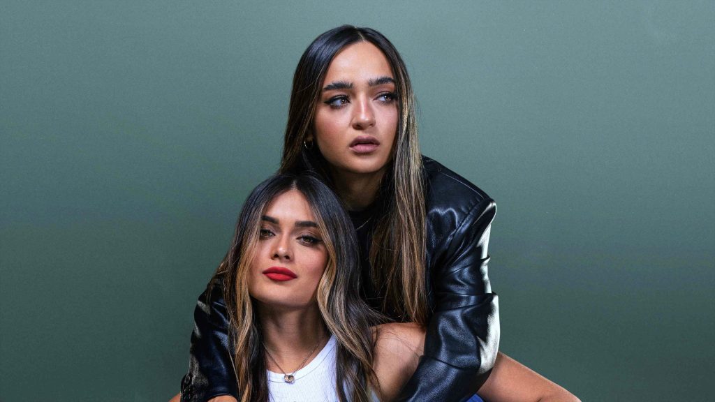 Prime presenta la nueva docuserie Calle y Poché: Sin Etiquetas