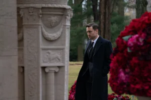 ¿Qué significa la última escena de Roman en el episodio 9 de Succession? - Succession