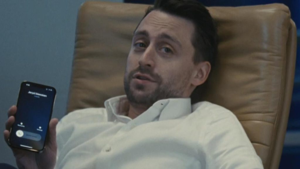 Roman puede destruir el futuro de los Roy en el final de Succession - Succession