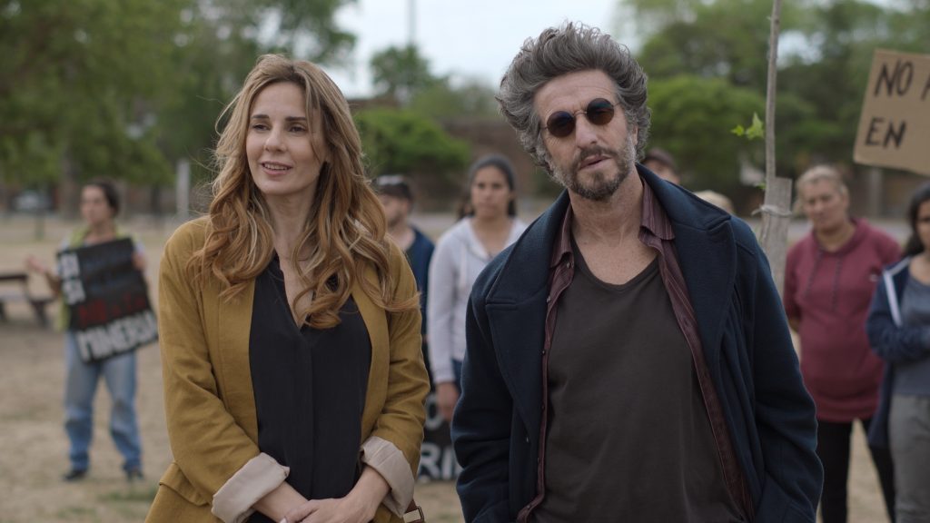 Dónde ver la nueva película Doble Discurso, fecha de estreno y tráiler