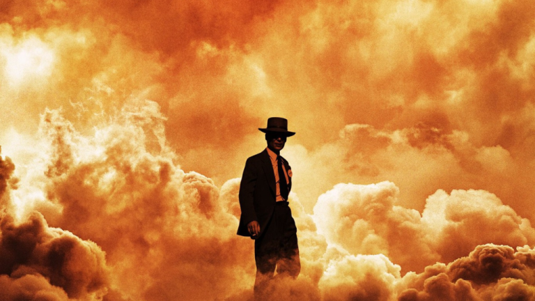 Con Oppenheimer, Christopher Nolan vuelve a sus geniales bases narrativas y estilísticas