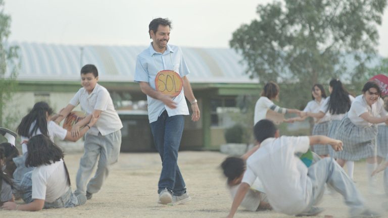 ¡Eugenio Derbez vuelve a la cartelera en México! Se revela la fecha de estreno de Radical