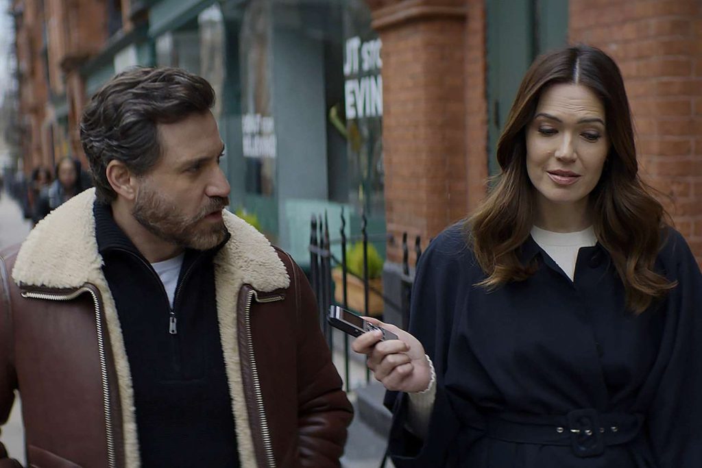 Mandy Moore y Edgar Ramírez protagonizan el teaser de la temporada 2 de Dr. Death