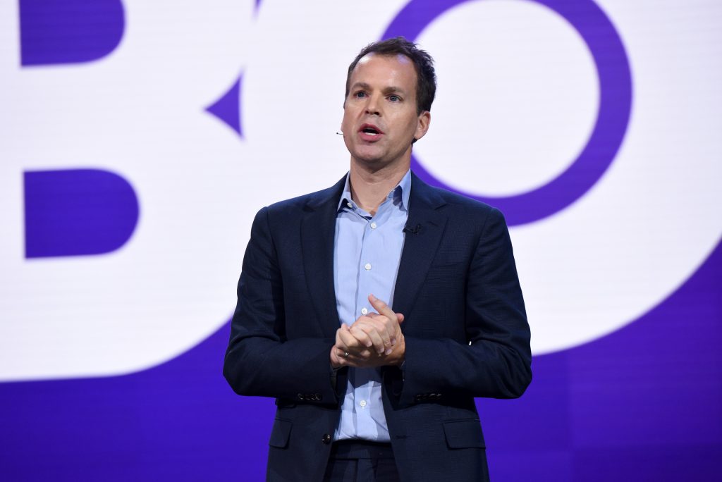 El director ejecutivo de HBO admite su error y se disculpa por el acoso hacia los críticos de televisión