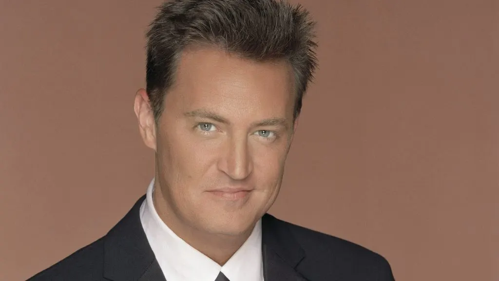 Se revela la causa de muerte de Matthew Perry
