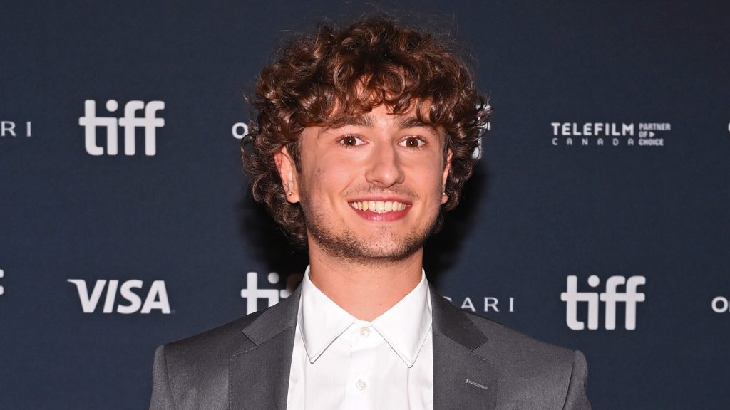 Gabriel LaBelle, actor de Los Fabelman, protagonizará la película de Saturday Night Live