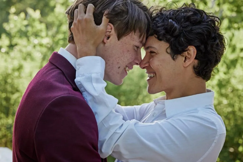 Edvin Ryding y Omar Rudberg como Wilhelm y Simon de Young Royals.