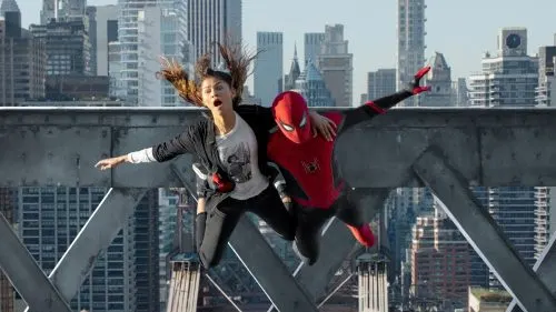 El tenis y la guerra une a las tres versiones live-action de Spider-Man