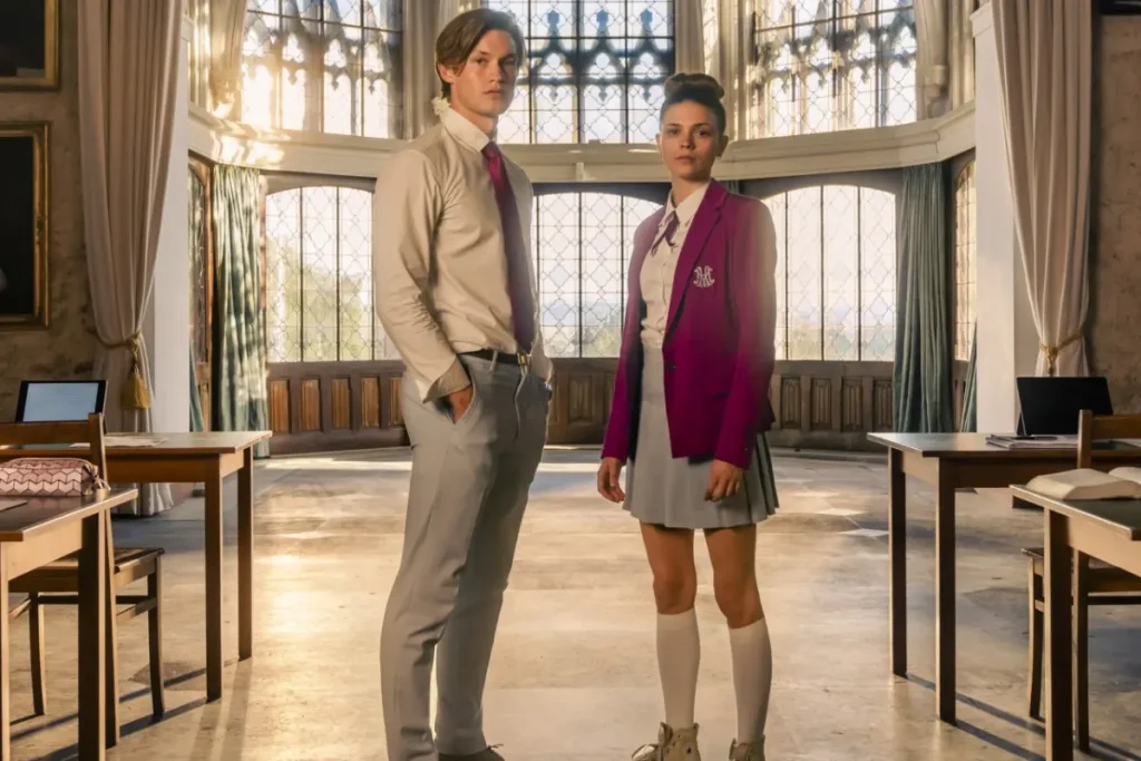 Harriet Herbig-Matten y Damian Hardung en Maxton Hall