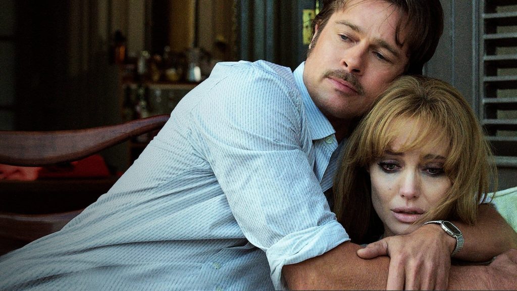 Brad Pitt y Angelina Jolie en Frente al Mar