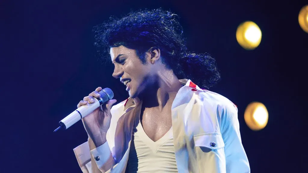 Jaafar Jackson como Michael Jackson