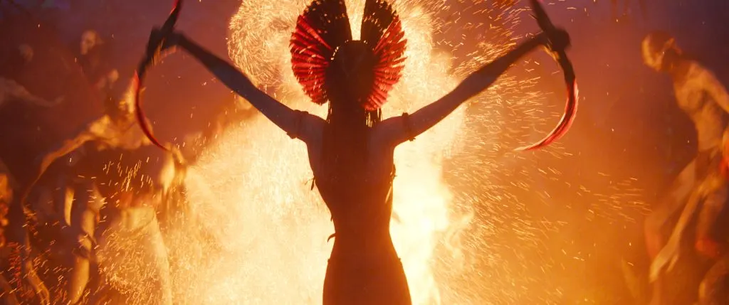 Oona Chaplin en Avatar: Fuego y Cenizas