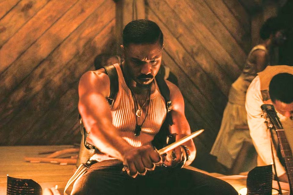 Escena de la película 'Pecadores'. Foto: Warner Bros.