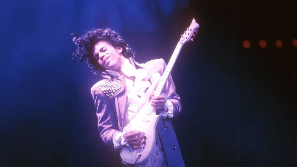Prince en Lluvia púrpura