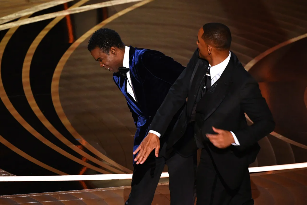 Chris Rock y Will Smith en los Óscares. Fotógrafo: Robyn Beck / Getty Images.
