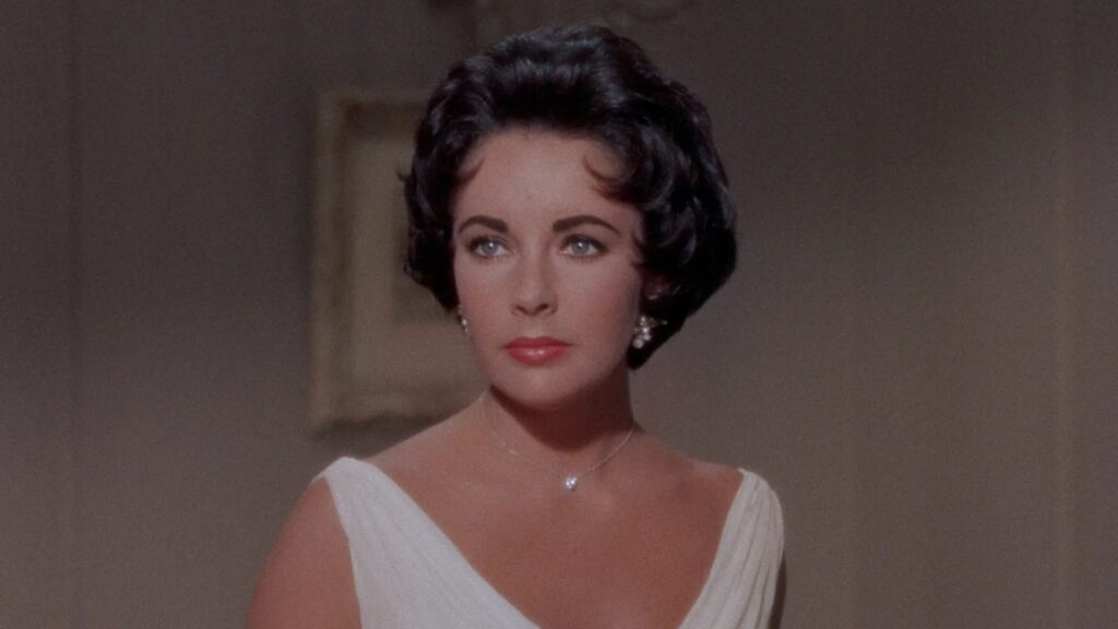 Elizabeth Taylor en Un gato sobre el tejado caliente