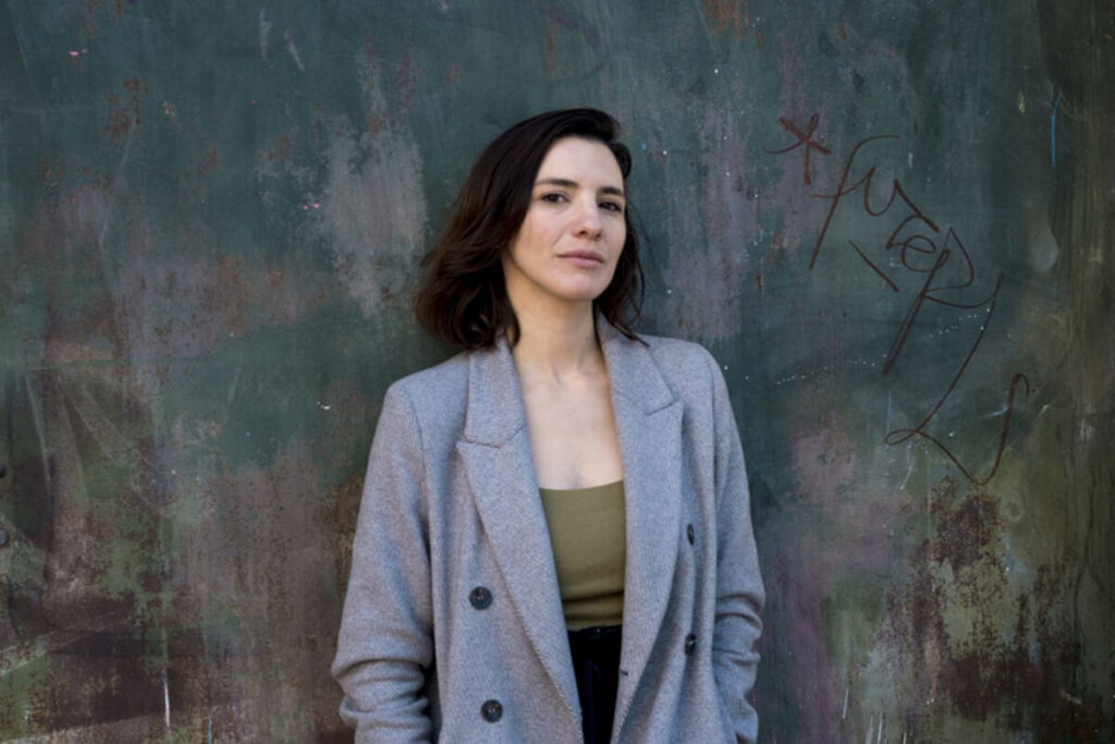 La directora Lila Aviles.