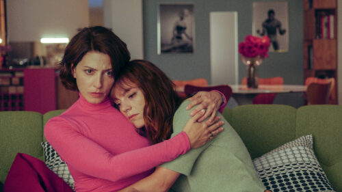 Pedro Almodóvar emociona en Cannes con Amarga Navidad y confirma estreno en cines de Latinoamérica