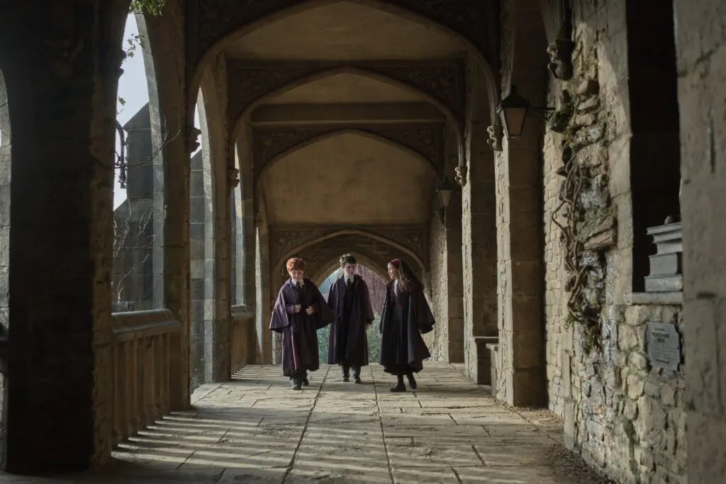 Alastair Stout, Dominic McLaughlin y Arabella Stanton en Harry Potter y la Piedra Filosofal