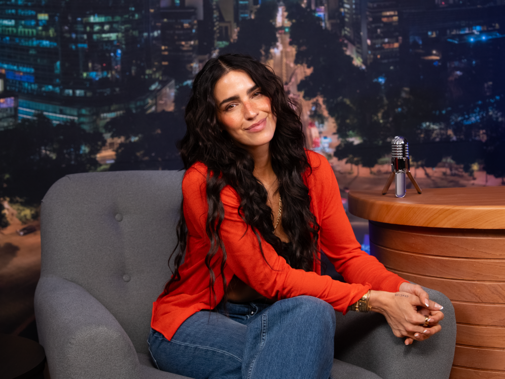 Bárbara de Regil en Spoiler Show con Rana Fonk