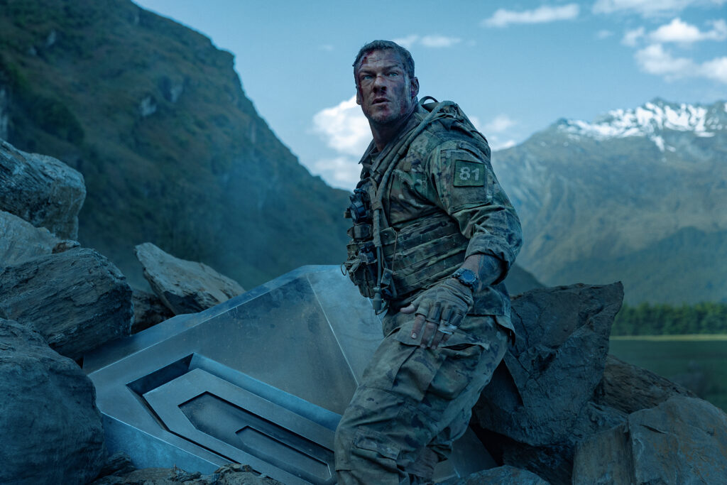 Alan Ritchson en Máquina de Guerra
