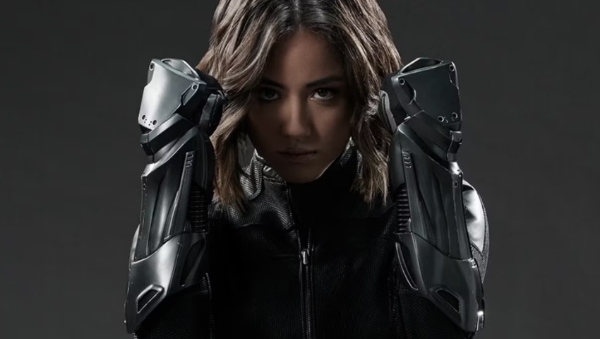 Chloe Bennet volvería como Daisy Johnson
