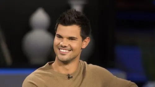 Taylor Lautner en Chelsea