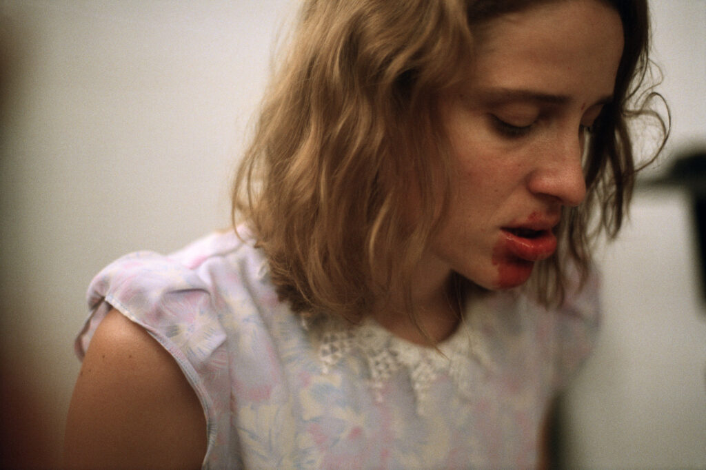 Dogtooth: Canino