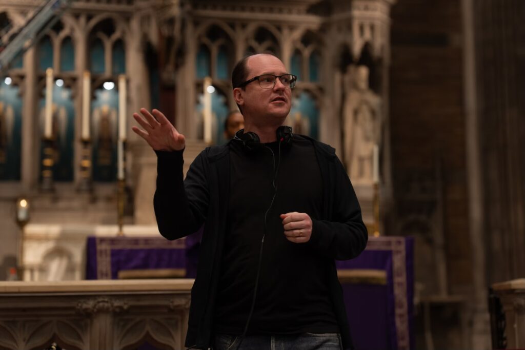Mike Flanagan en The Exorcist Martyrs