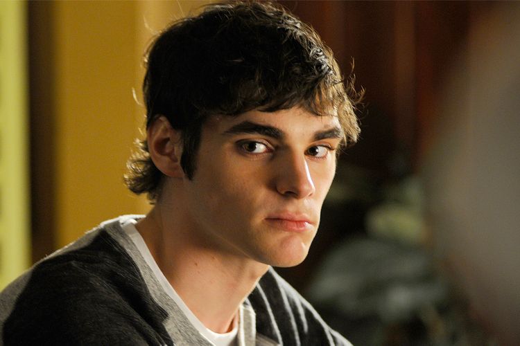 RJ Mitte, actor de Breaking Bad, muere a los 34 años